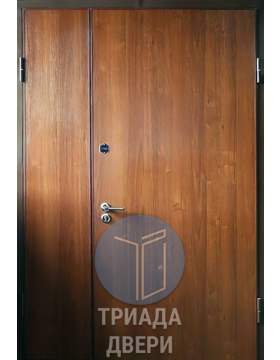 тамбурная металлическая дверь с отделкой ламинат