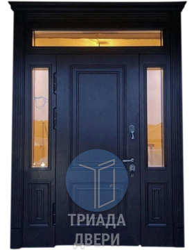 парадная дверь для коттеджа с боковыми вставками и стеклом
